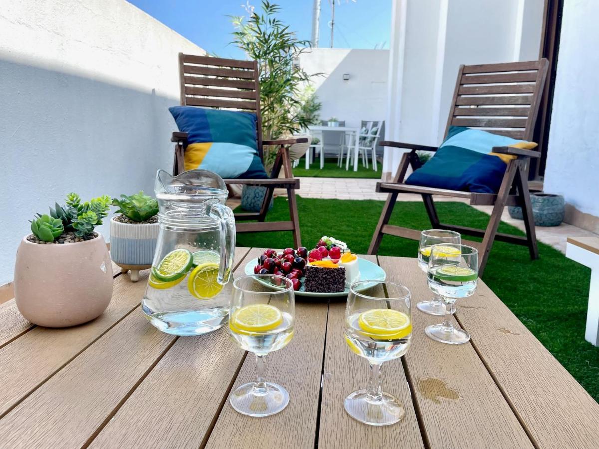 Gatu Premium Atico Caleta , Preferente Mayores De 25 Anos Y Familias Cádiz Eksteriør bilde